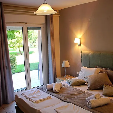 Апартаменты Rania Скала-Рахониу